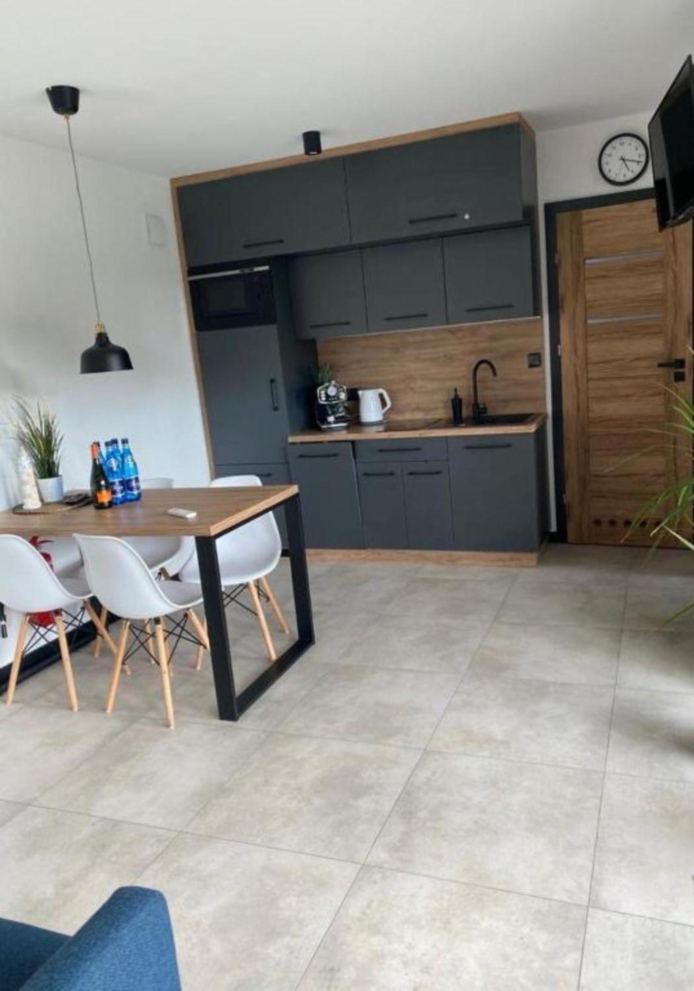 Holiday home Cisza Village / Blisko Natury Nowecin